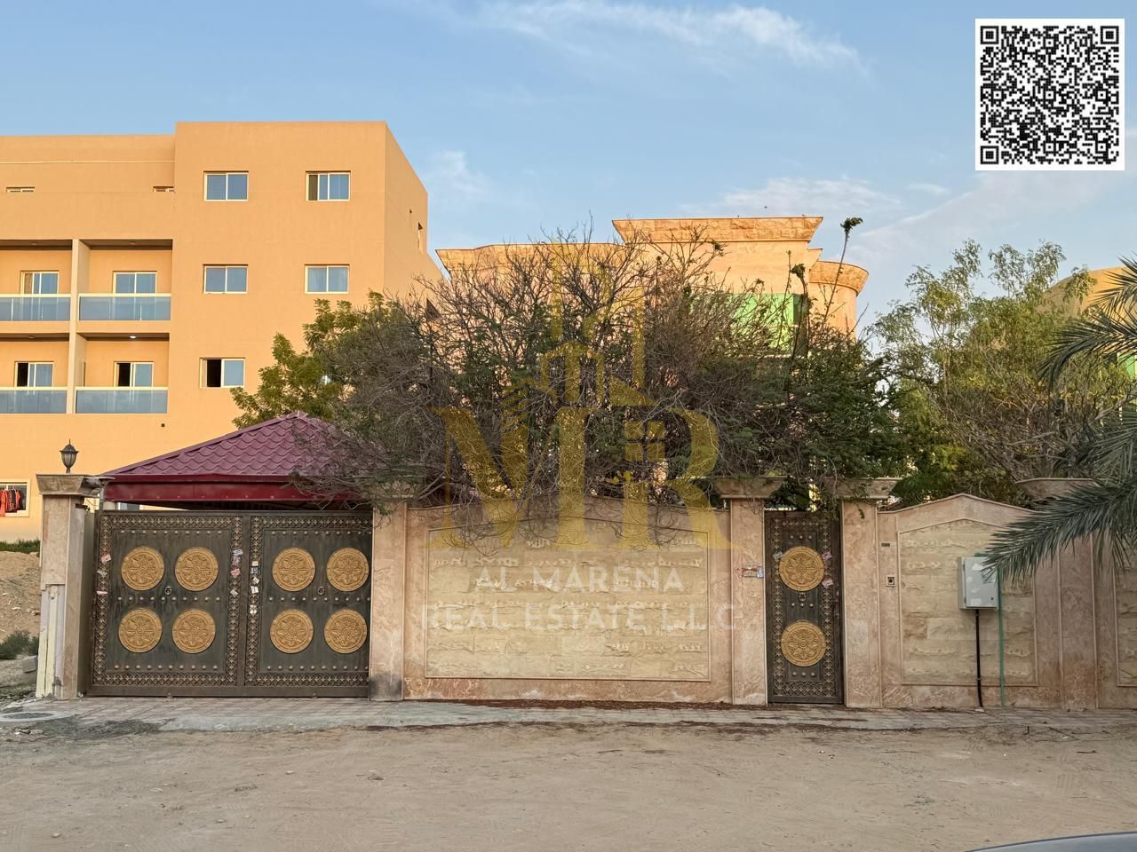 Villa in Al Rawda 1, Ajman, 5000 sq ft, 5 master bedrooms, 2 living rooms and a spacious majlis, AED 1,620,000 including electricity, water and air co