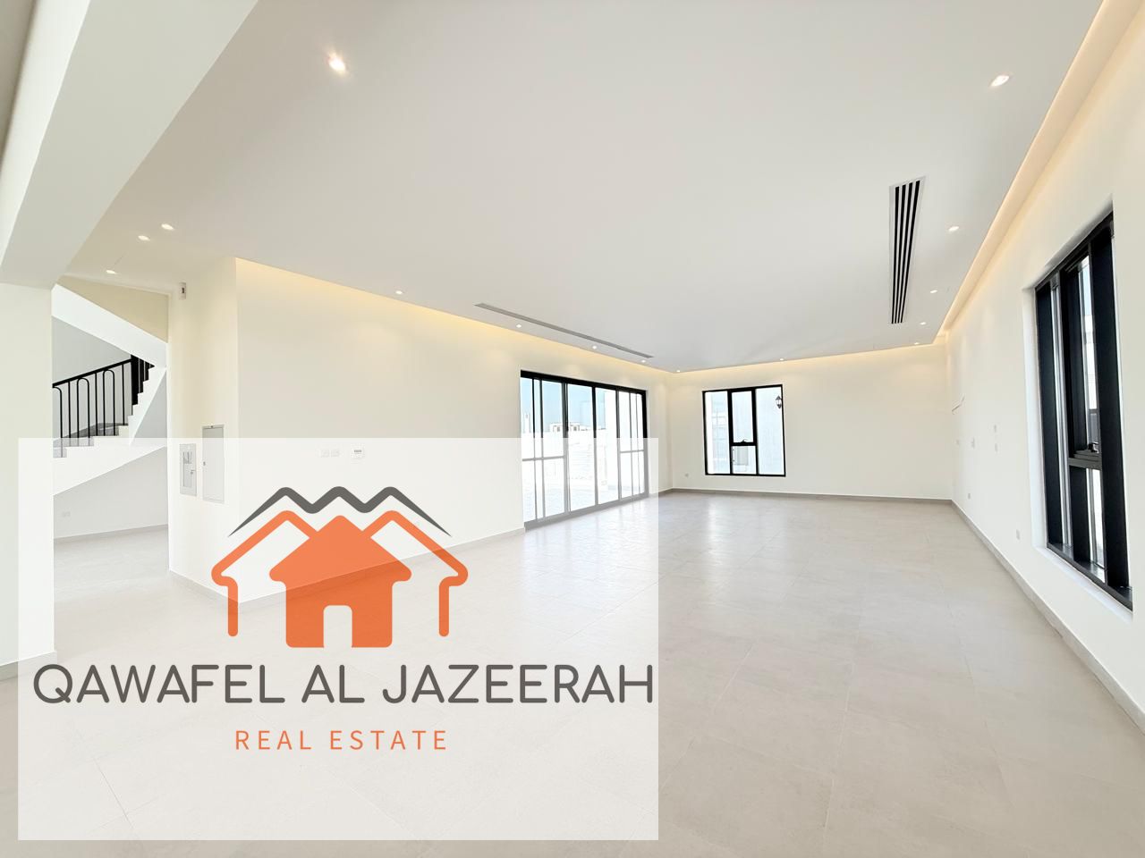 MODERN STYLE VILLA 5-BR | KITCHEN | GARDEN | READY TO MOVE