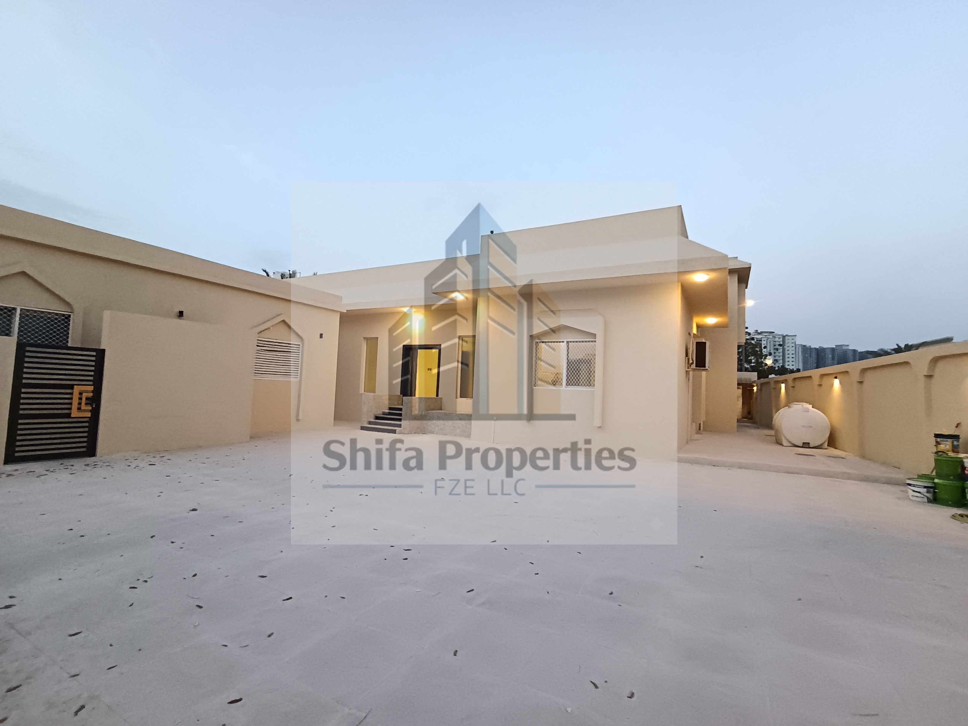 Like a brand new 5bhk villa only 135k