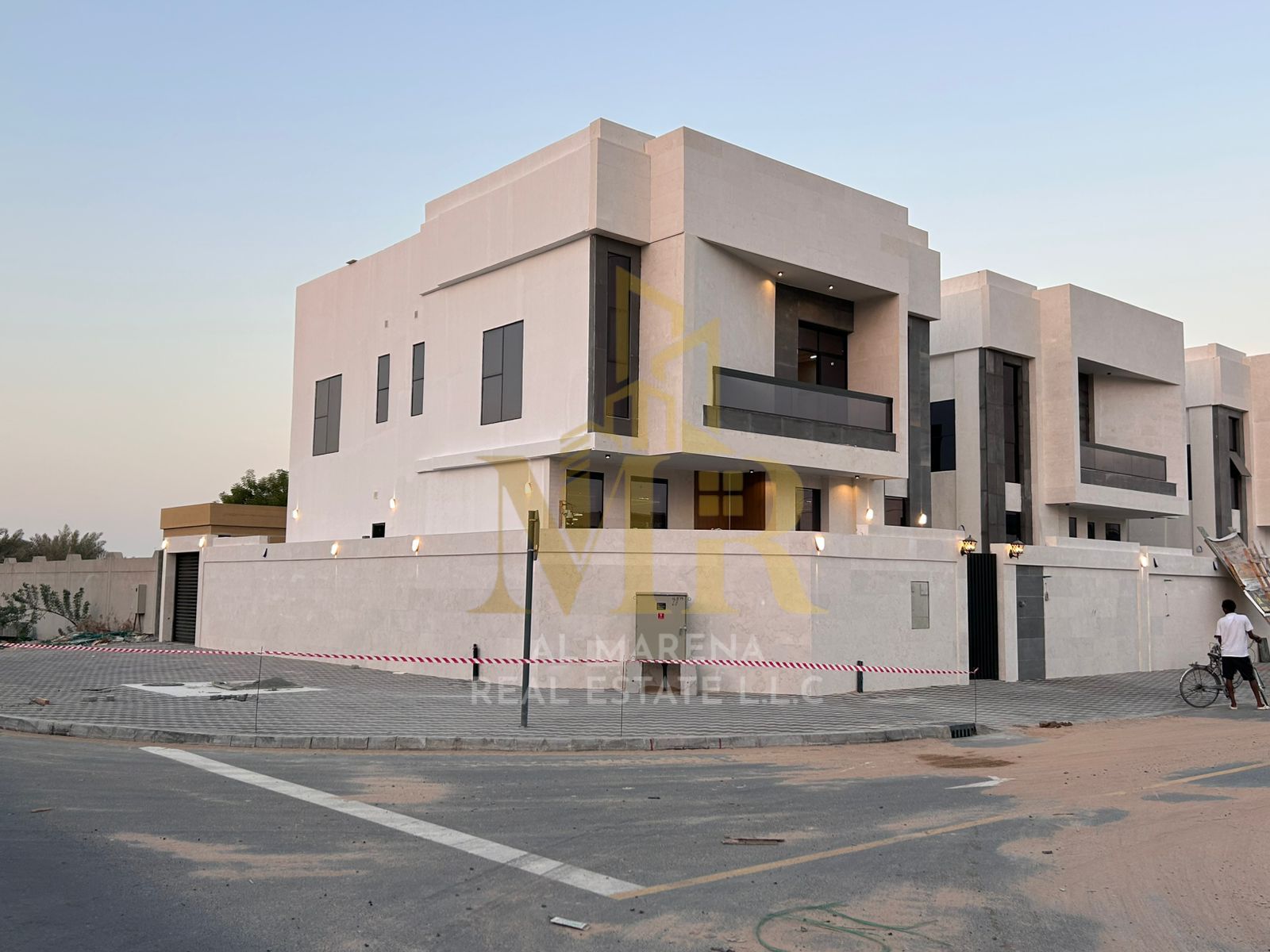 Luxury Corner Villa at a Negotiable Price | Seize the Opportunity Now! Freehold Ownership for All Nationalities with Inheritance