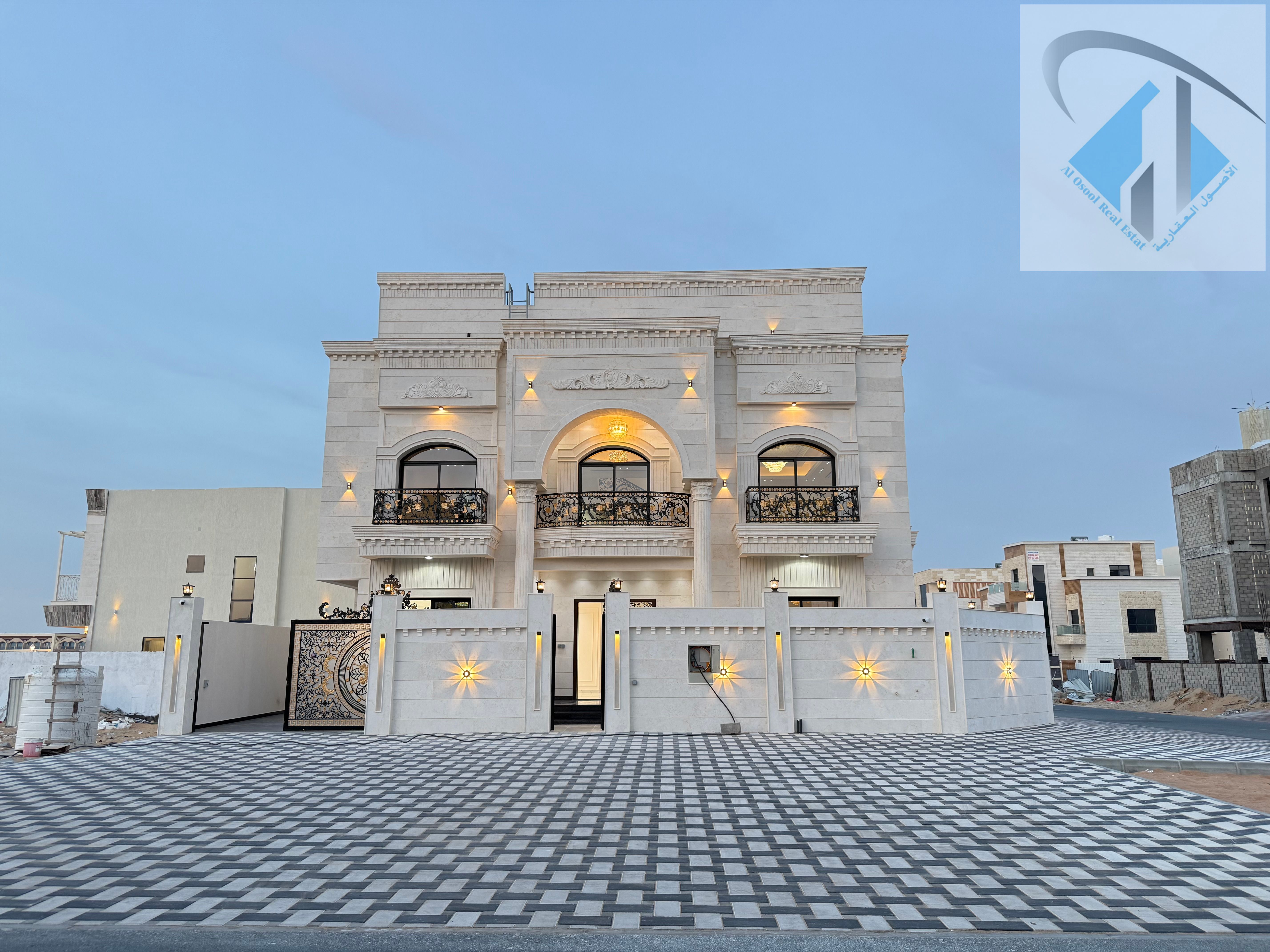 Corner Villa zahya area Mohamed bn zayed road 5400 built up area 7 rooms