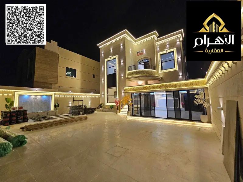 A unique opportunity to own a modern residential/commercial villa with a rooftop terrace, directly on the main roadh