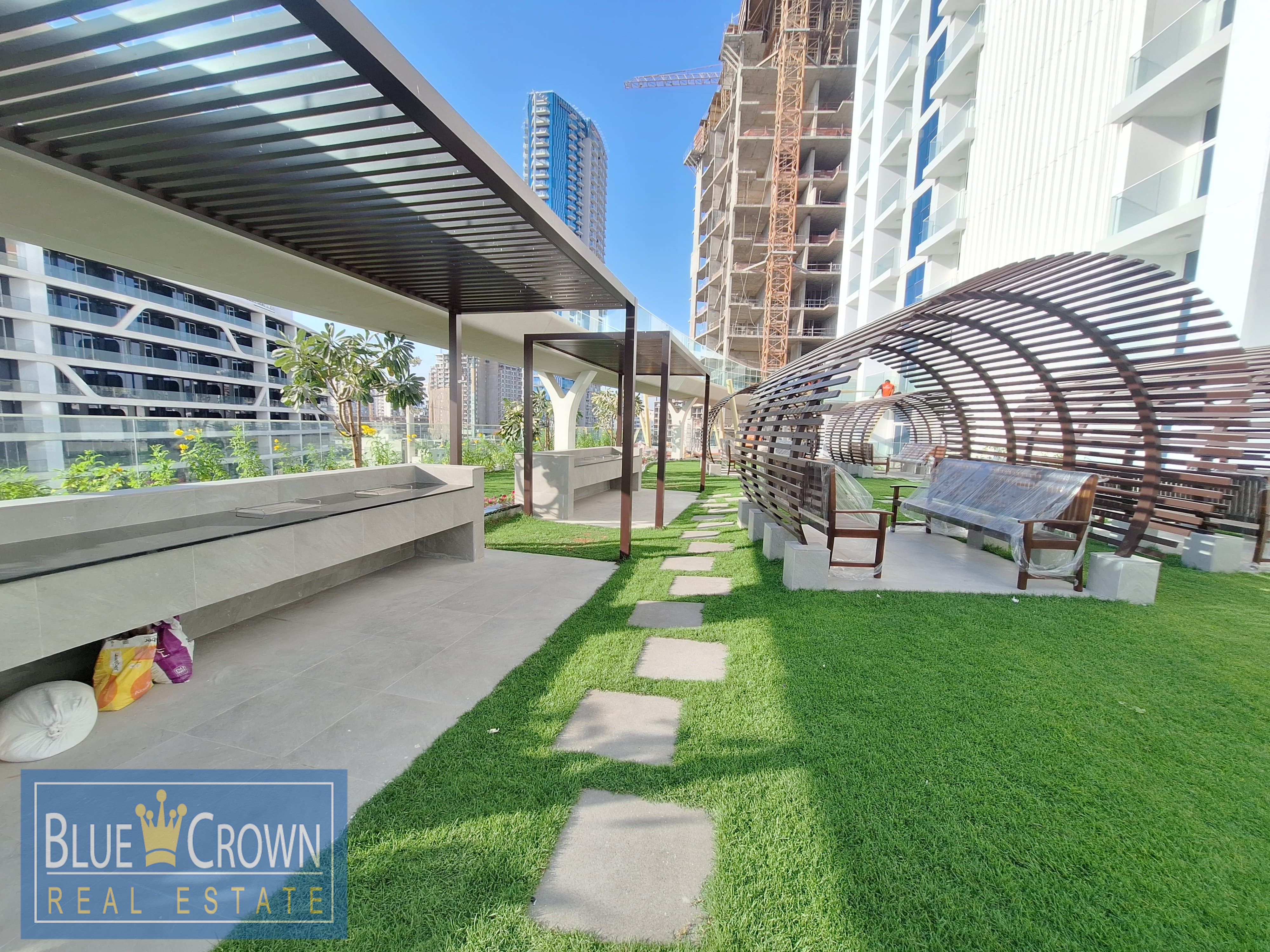 Brand New:Luxurious:Prime Location:Semi Furnish:All Aminities