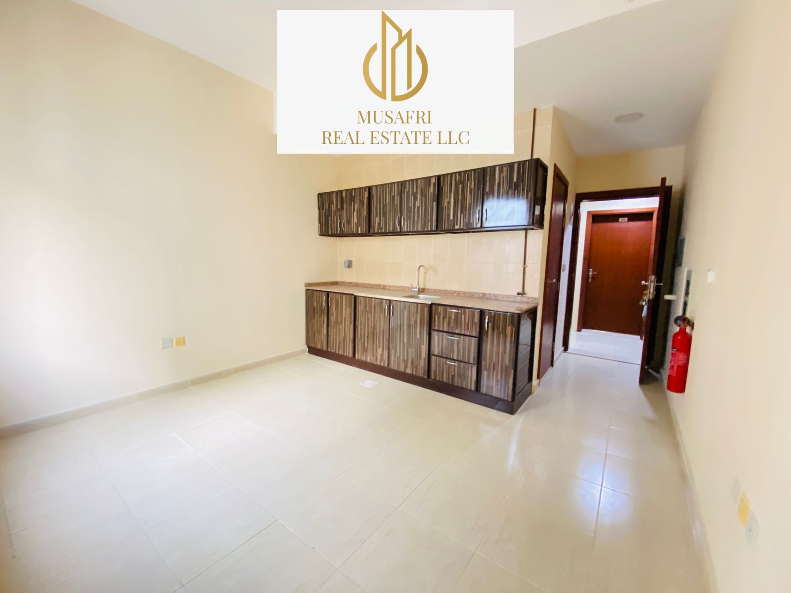 Modern Living!!! Spacious Studio Near Al Zahia City Center For Family only in 20k, Close to Dubai Exit, Muwaileh Commercial Sharjah , Call Umer