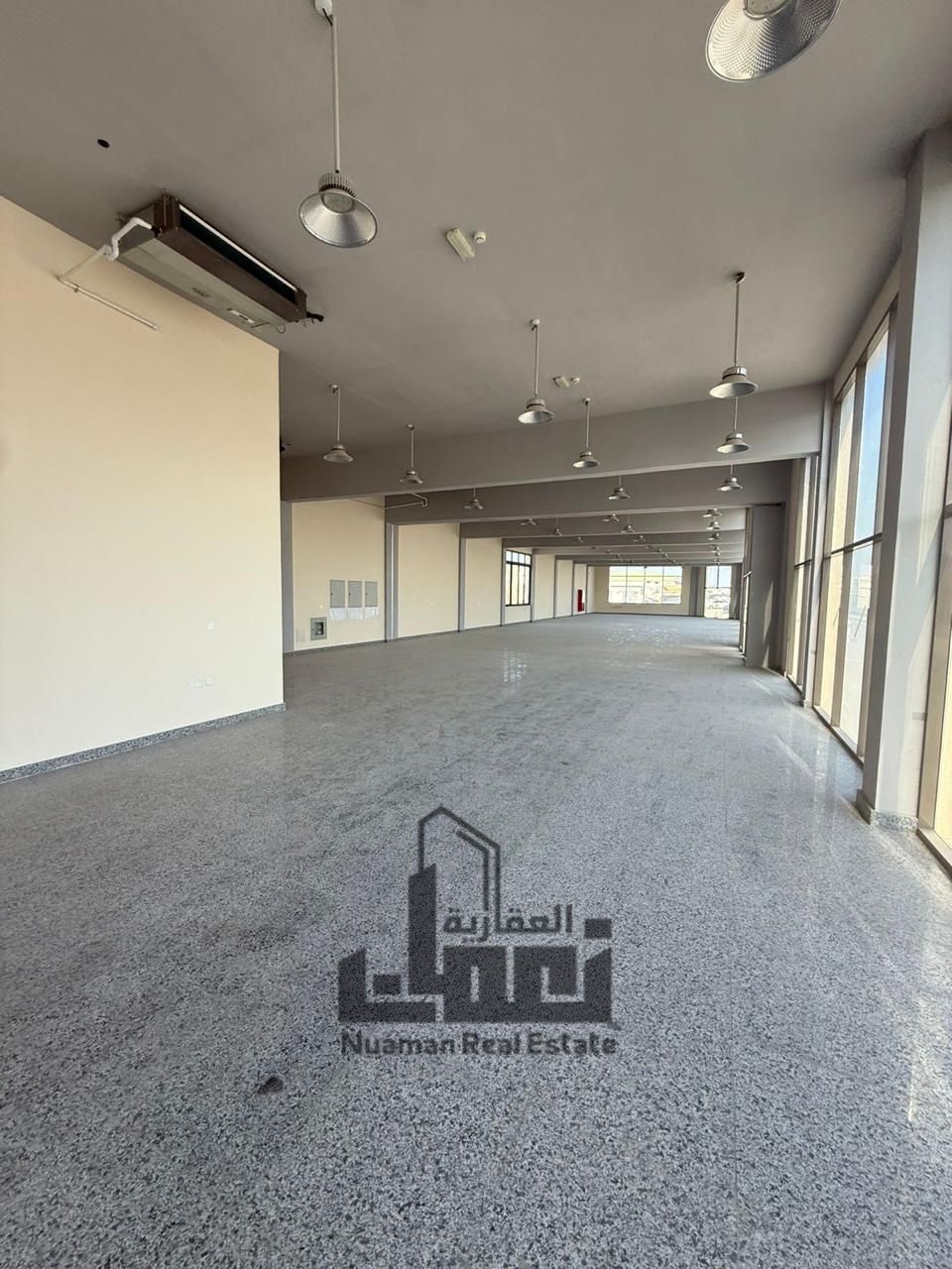 A premier investment opportunity presents itself in Industrial Area 5, Sharjah. This expansive 20,000 sq. ft. warehouse is strategically positioned