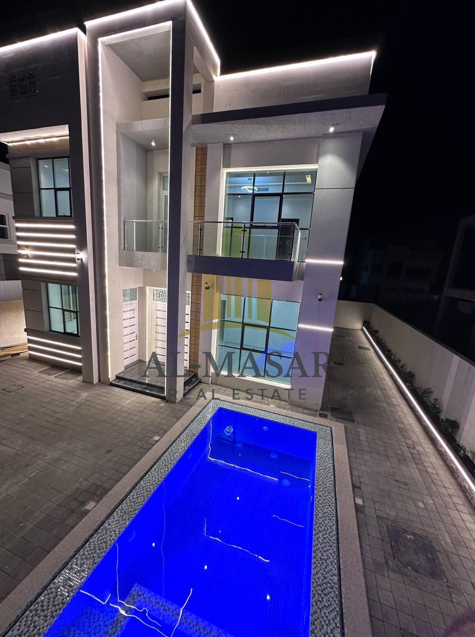 A once-in-a-lifetime opportunity! Own your dream villa, freehold, available to all nationalities, with a swimming pool, including air conditioning, el