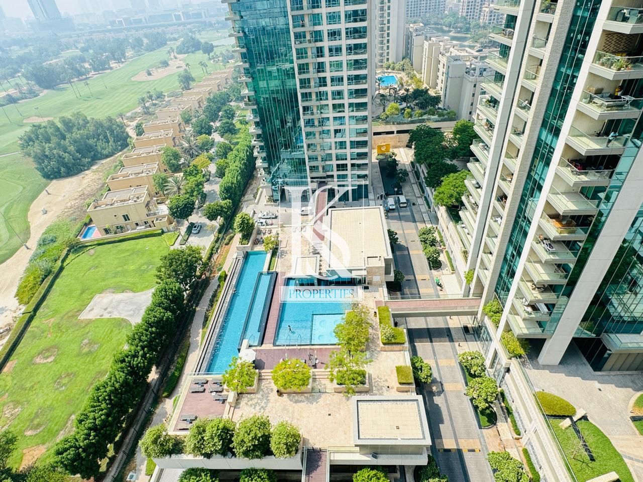 Luxury Amenities | High Floor | Golf Course and Pool View
