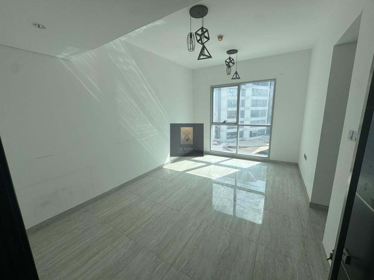 1 B/R with Balcony in Jumeirah Garden City| Pool & Gym