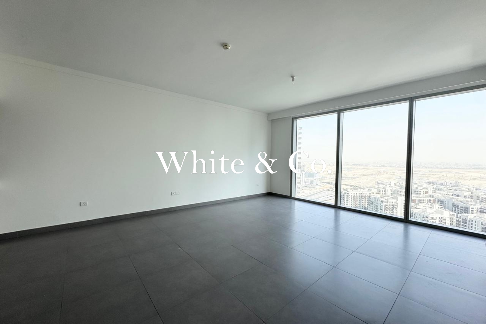 Vacant Now| Modern | High Floor