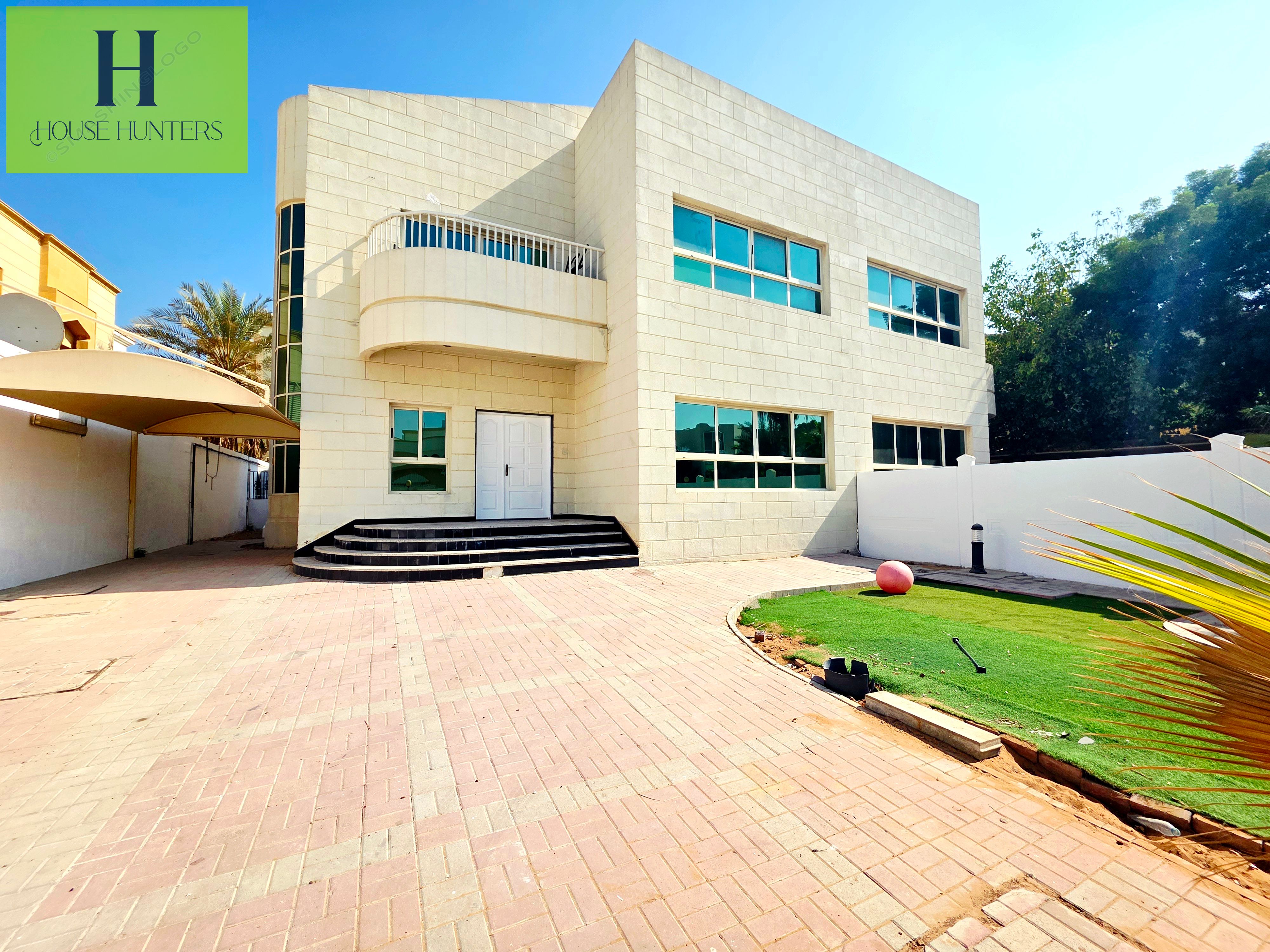 Spacious 4BR Villa Private Pool
