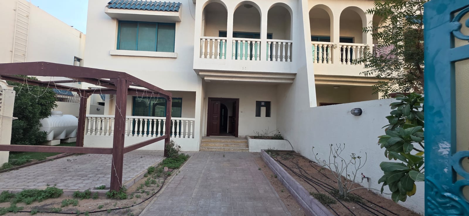***AMAZING 3Bhk Duplex Villa in Al Shahba***