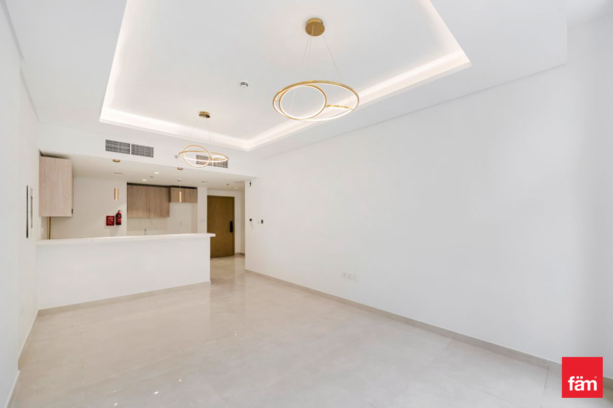 Unfurnished 1br | Vacant | Close To Jvc Mall