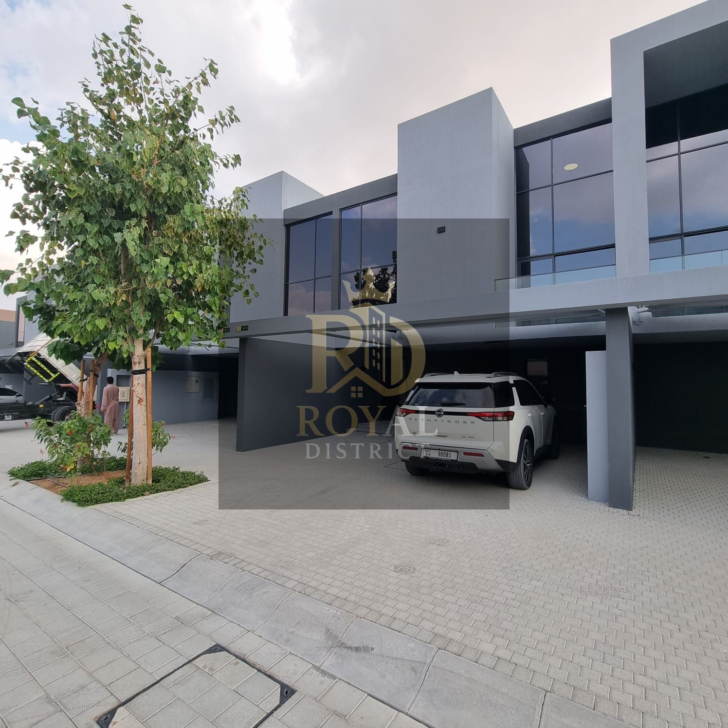Hot Deal |Premium Unit | 3 Bedrooms | Exclusive Location with Green Views – Massar kaya