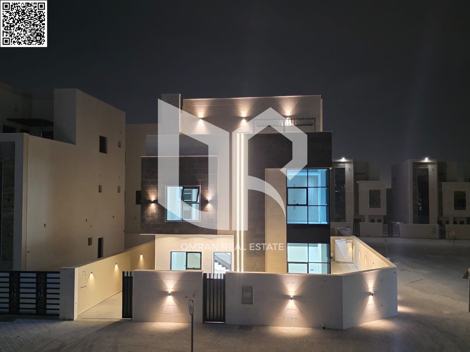 A very distinctive corner villa, including registration and ownership fees, and close to all services.