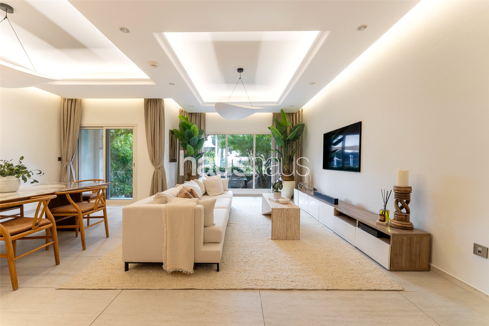 Exclusive | Upgraded | Golf and Pool Views