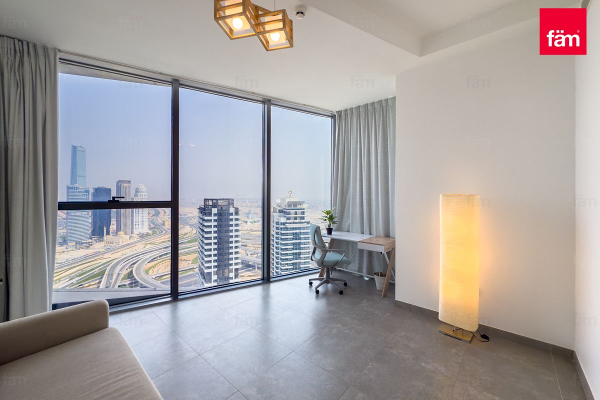 Marina View | Premium Living | Vacant Now