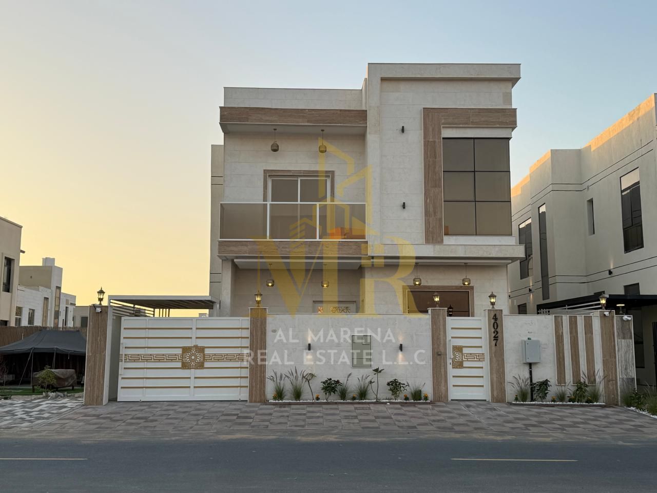• For sale: A super deluxe residential investment villa with marble cladding.
