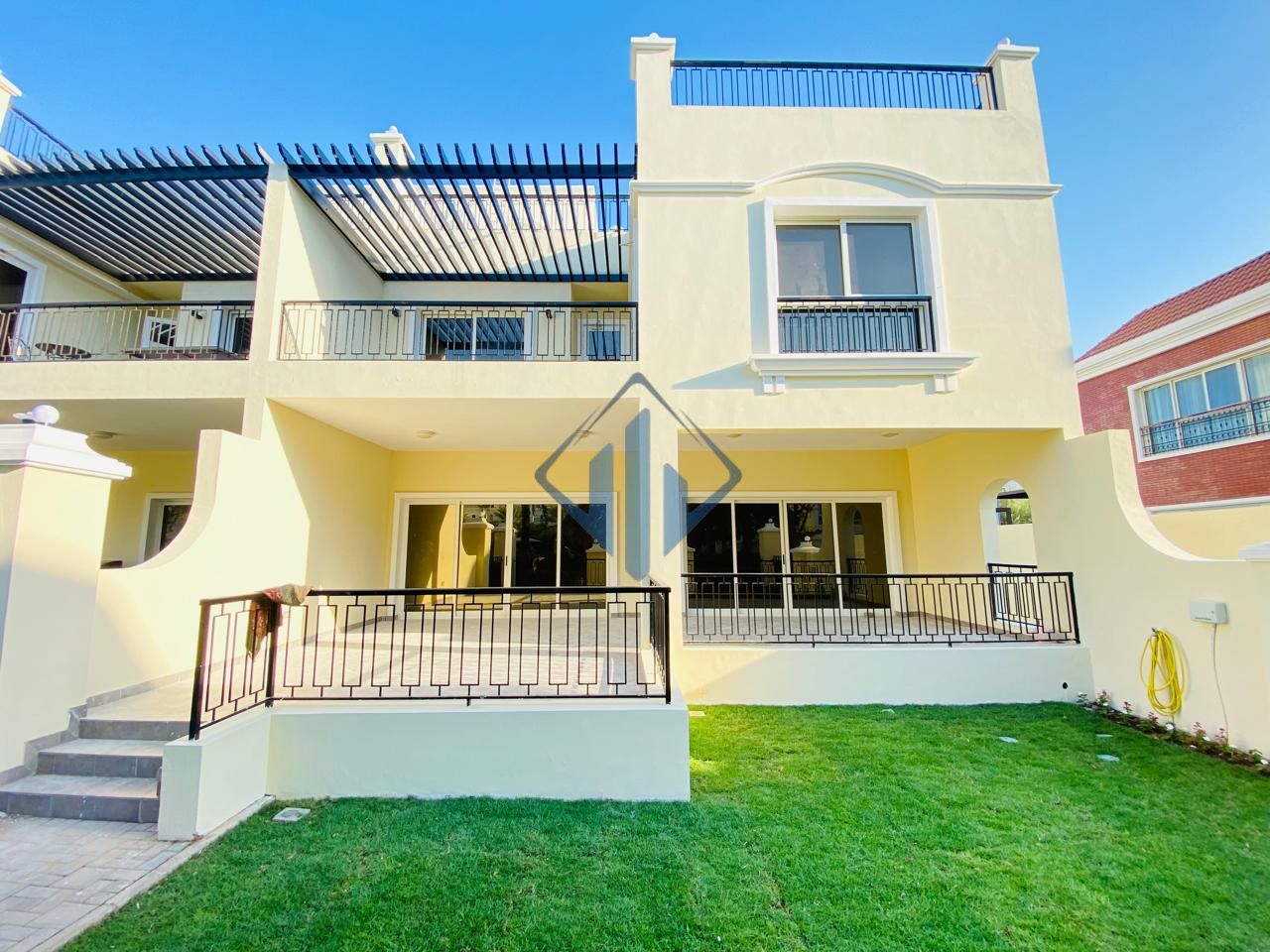Spacious Villa | Prime Location | Corner Unit