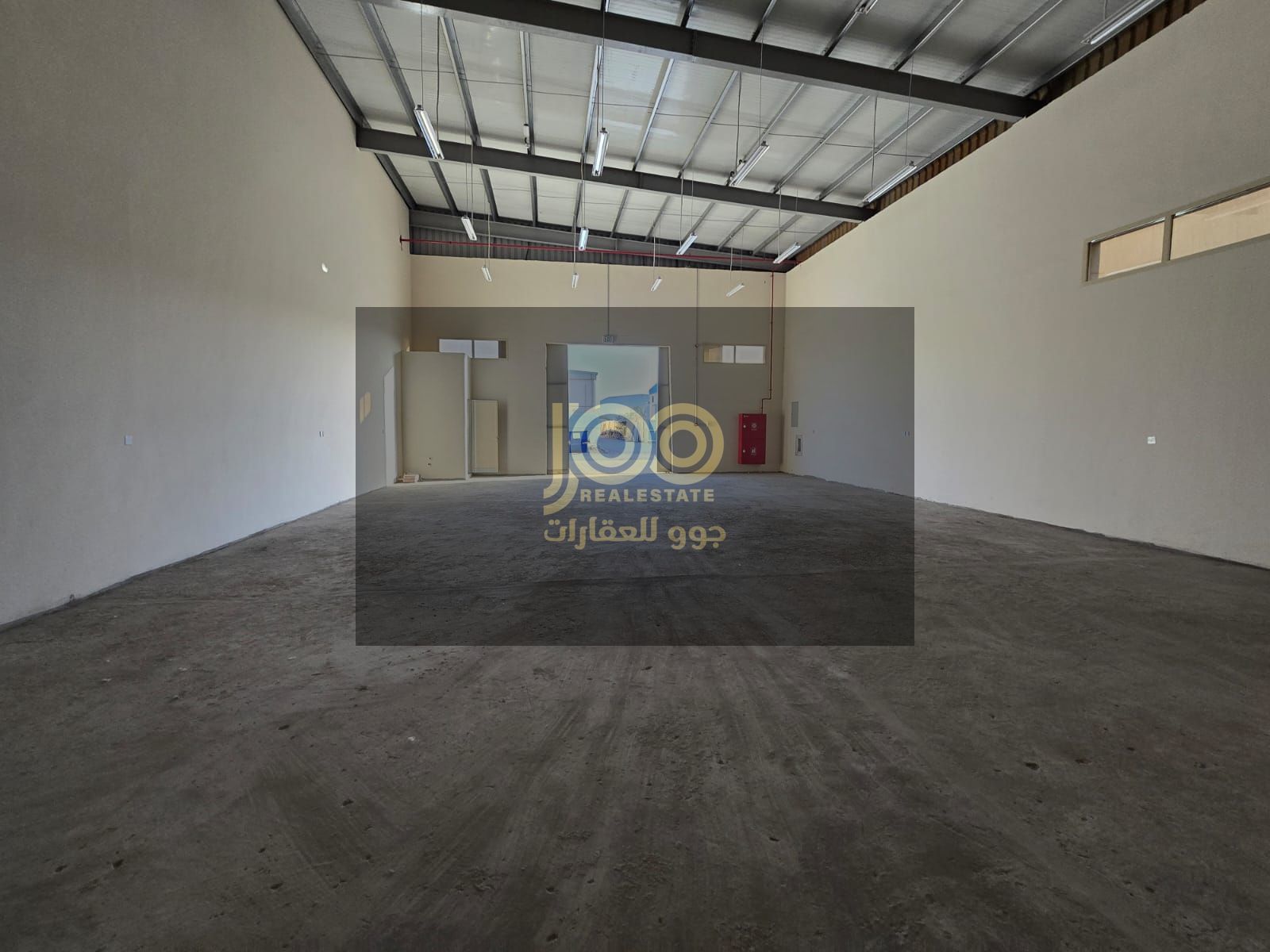 New warehouse, 3000 sq ft, 25 kW electricity, in Umm Al Thu'ub