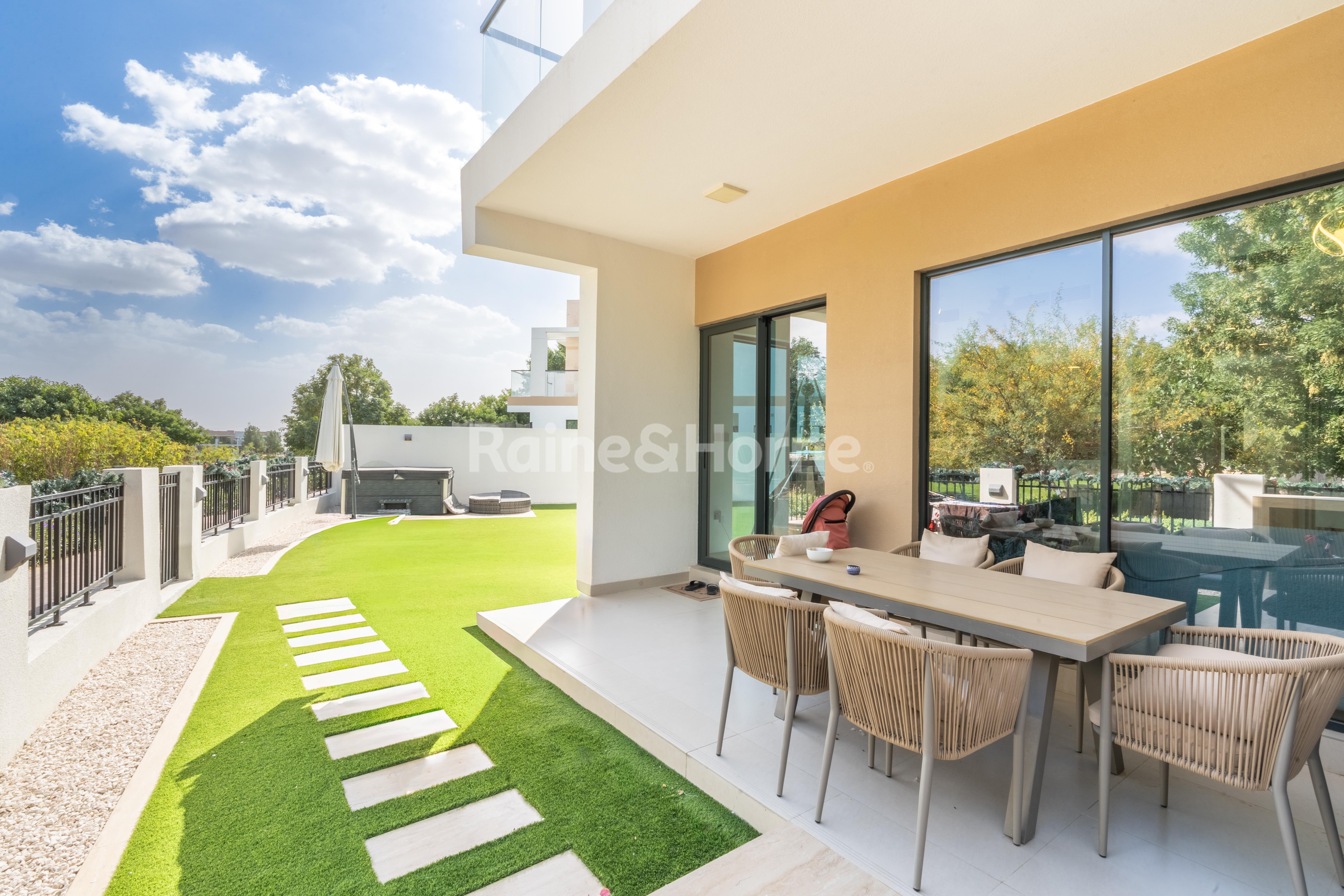 Exclusive - Vacant - Landscaped - Park Facing