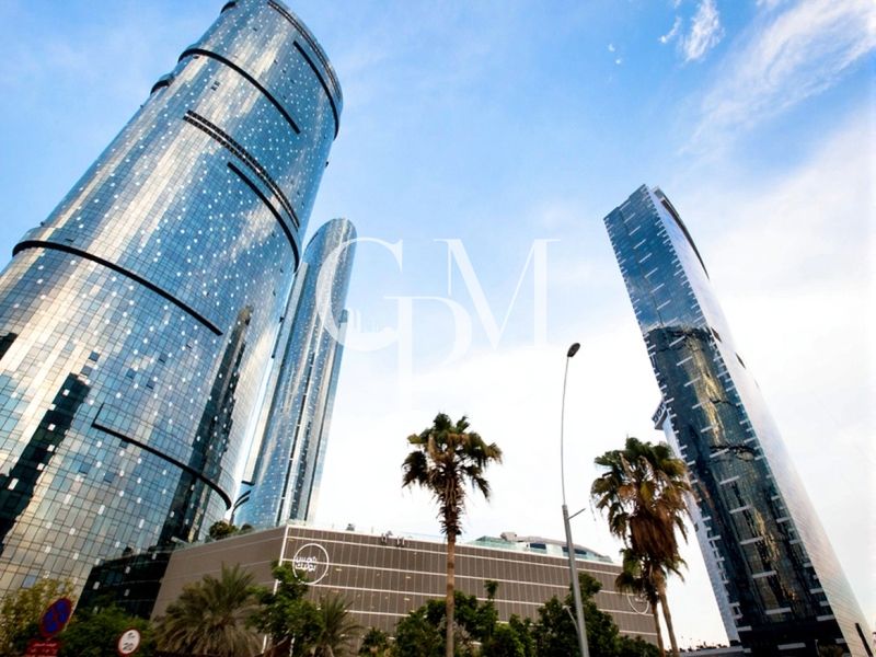 Luxurious 4-Bedroom Skypod with Full Sea View