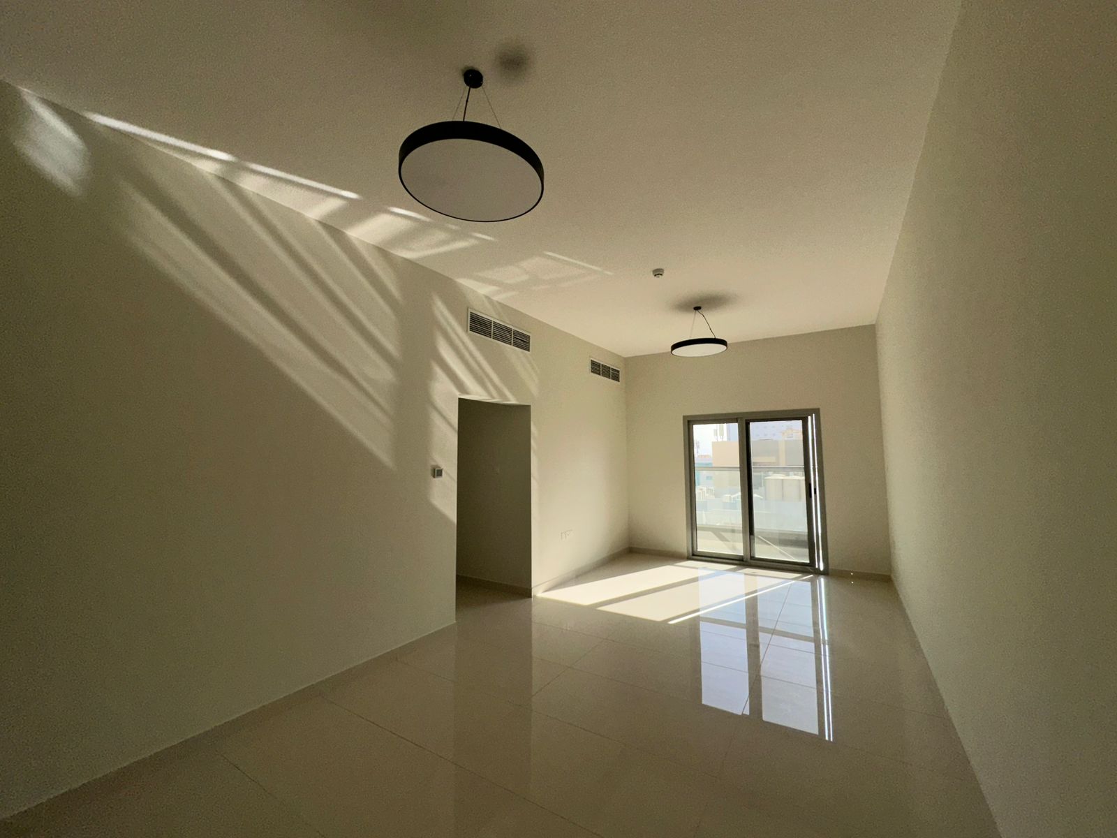 We're more than just a service; you deserve the best. In the heart of the city, close to everything you need. A vibrant residence that blends natura