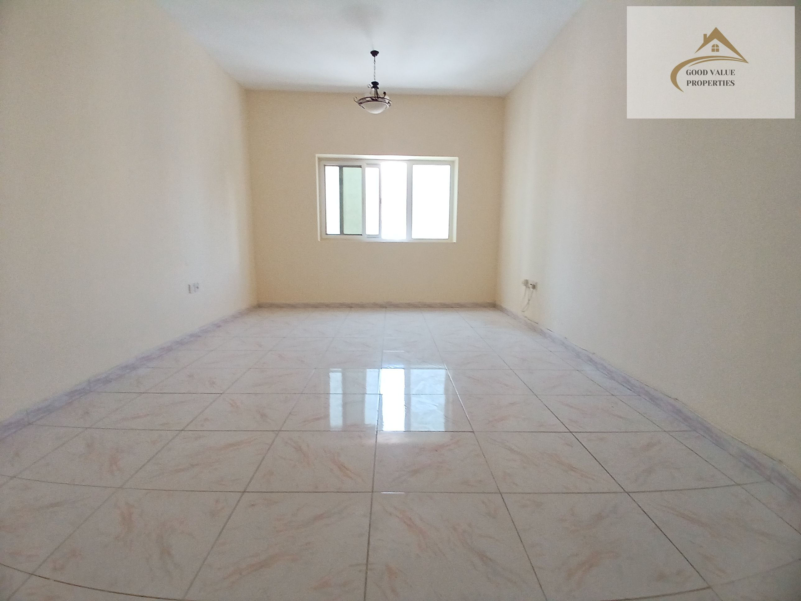 BIG 1 BHK JUST 35K TWO BATHROOMS READY TO MOVE NEAR DUBAI