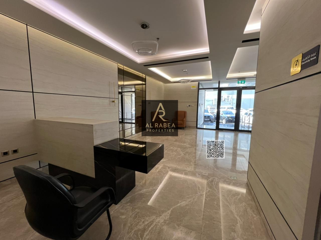 First tenant - Open view - Prime location