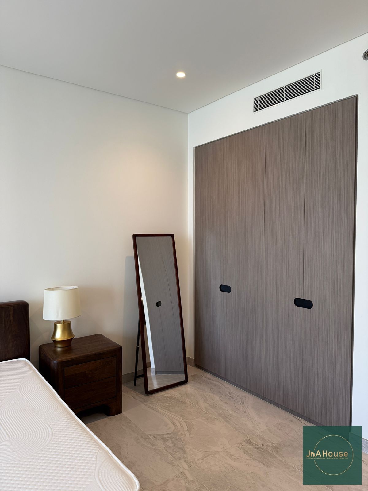 Furnished Studio | Ready Move | Luxury living