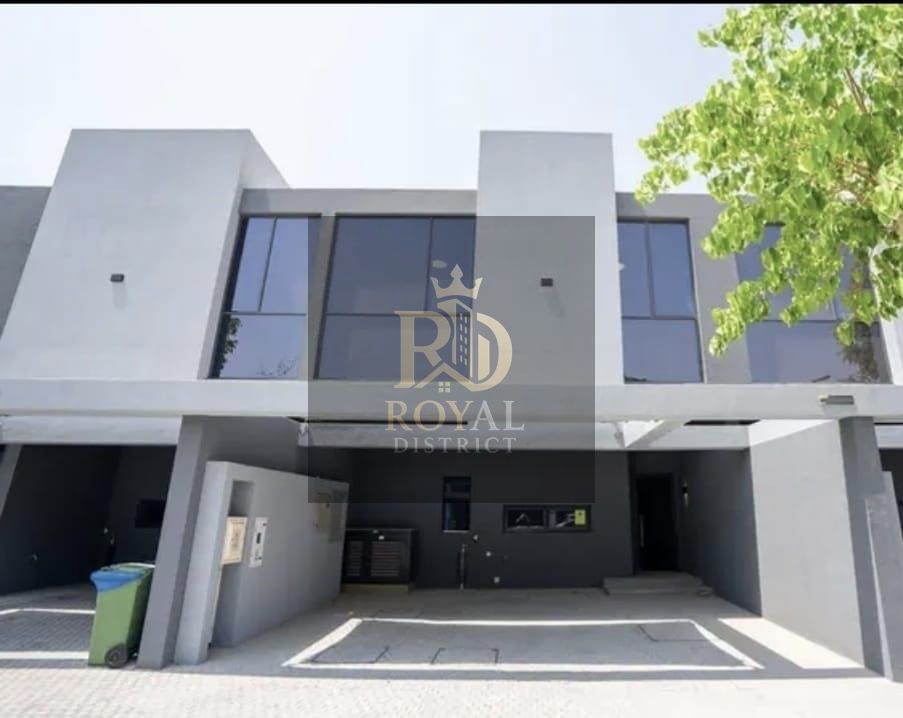 HOT DEAL | 4-BR+MAID | IN VERY PRIME LOCATION | READY TO MOVE IN | URGENT SALE