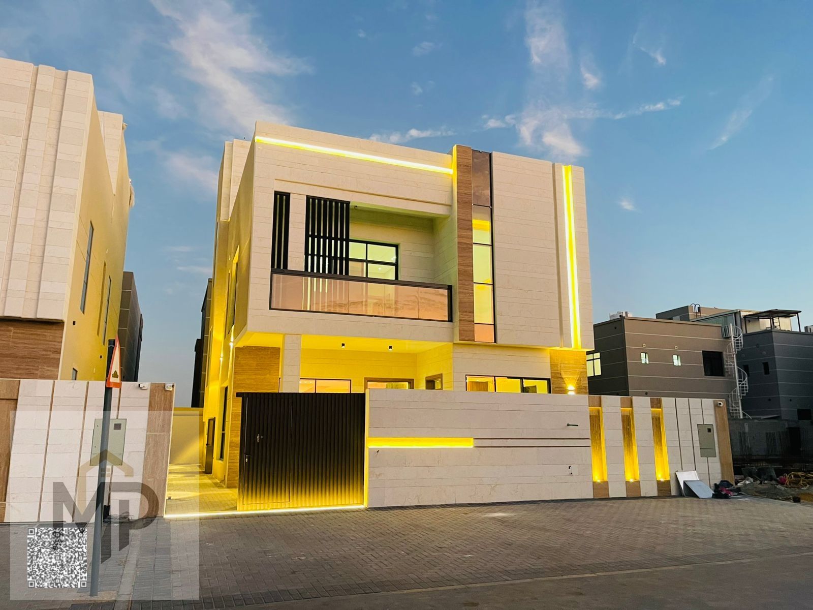 Own your dream villa in the heart of Ajman, next to services, including registration fees in exchange for a garden, with a special discount for cash
