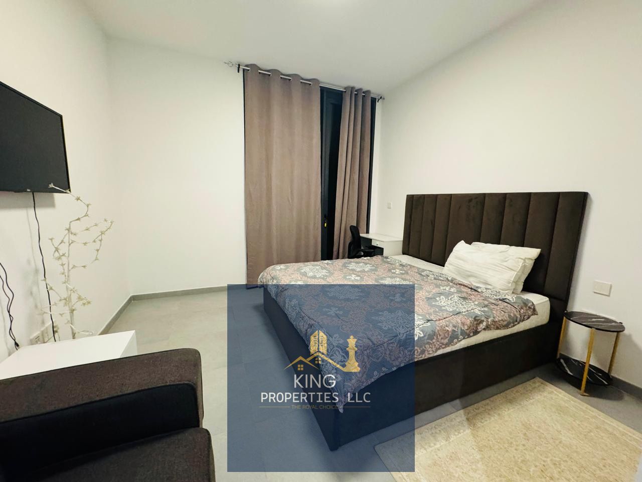 Beautifully Furnished, Studio available for rent in Aljada