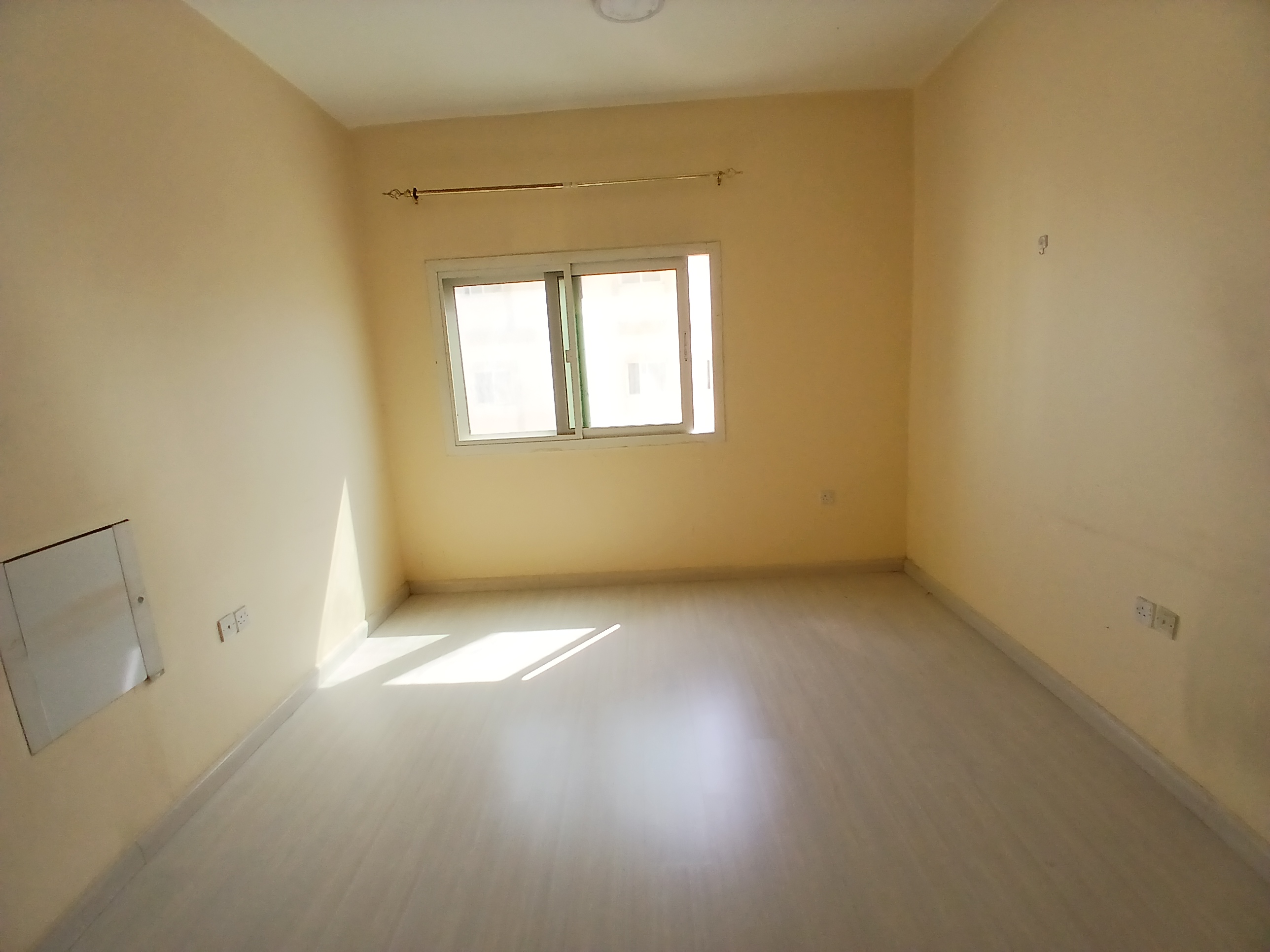 Big Spacious lavish 1bhk fully family Building just rent 31k