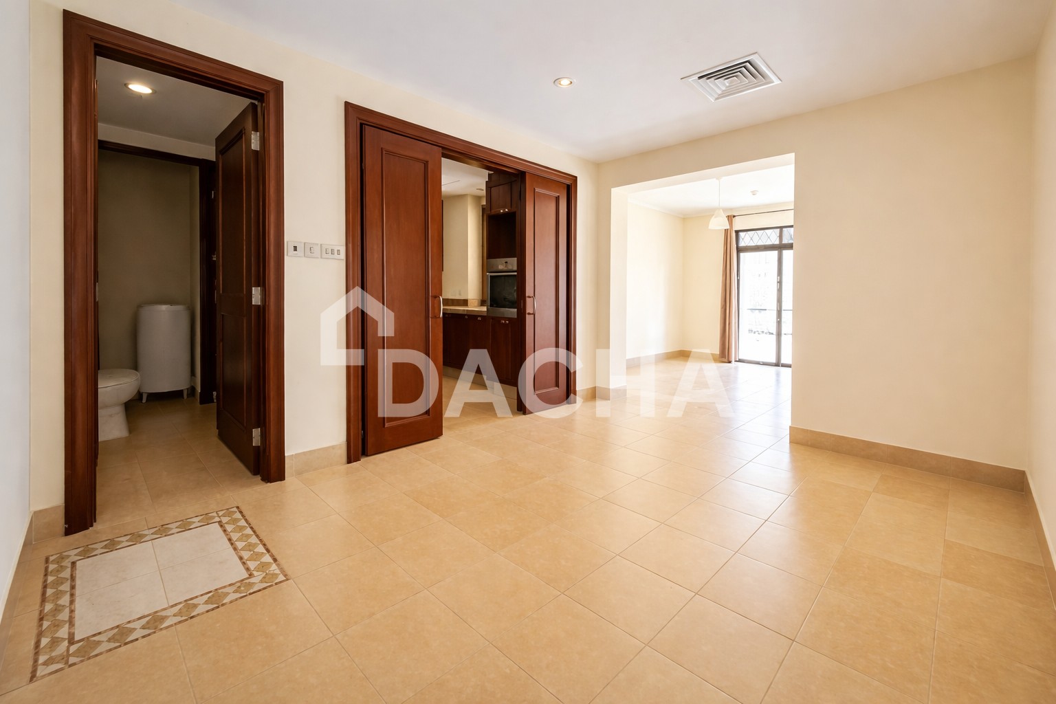 Bright 2BR Old Town | Community View | Vacant