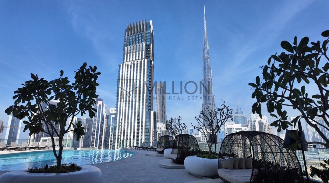 Modern Living | Unfurnished | Canal Views