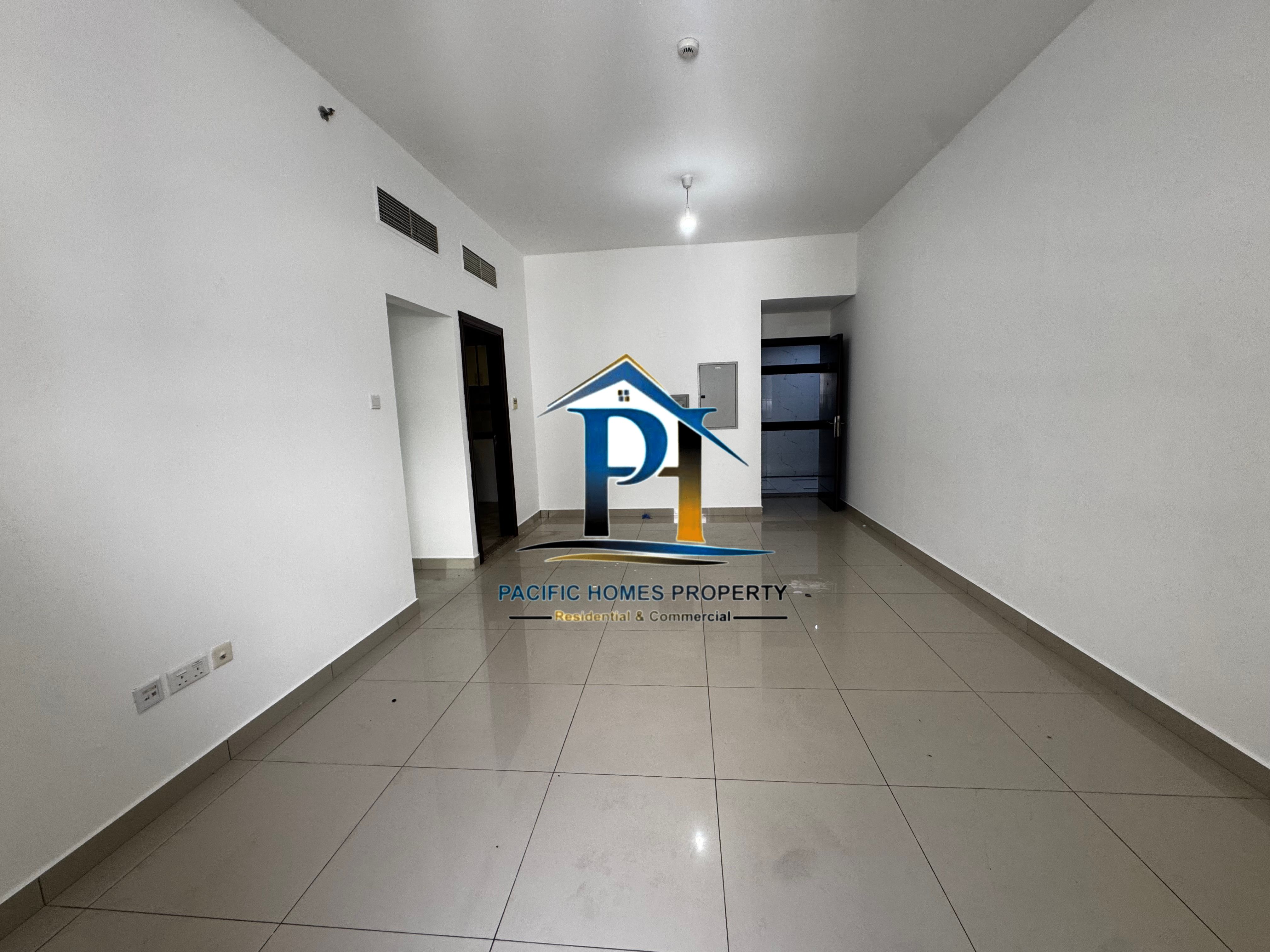 NEXT TO POND PARK| BLACONY| WARDROBES| FULL FACILITIES
