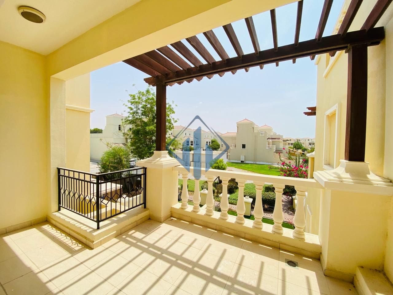 Stunning Villa - 2 Bedrooms - Big Balcony