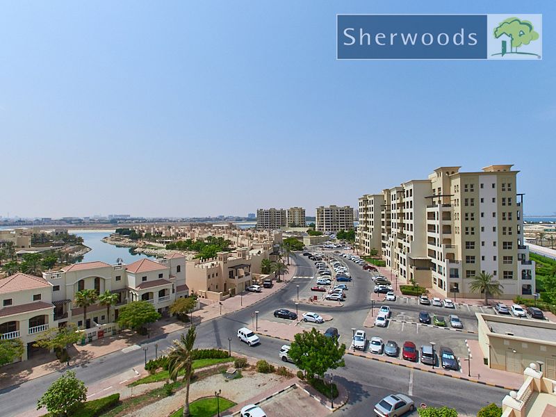 Large Studio | Golf Course and Lagoon | Move-in on May