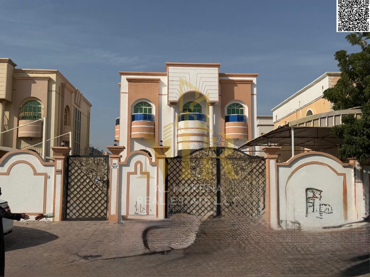 Large villa for sale in Rawda, fully renovated, near Sheikh Ammar Street. Price includes electricity, air conditioning, and water. Freehold ownership