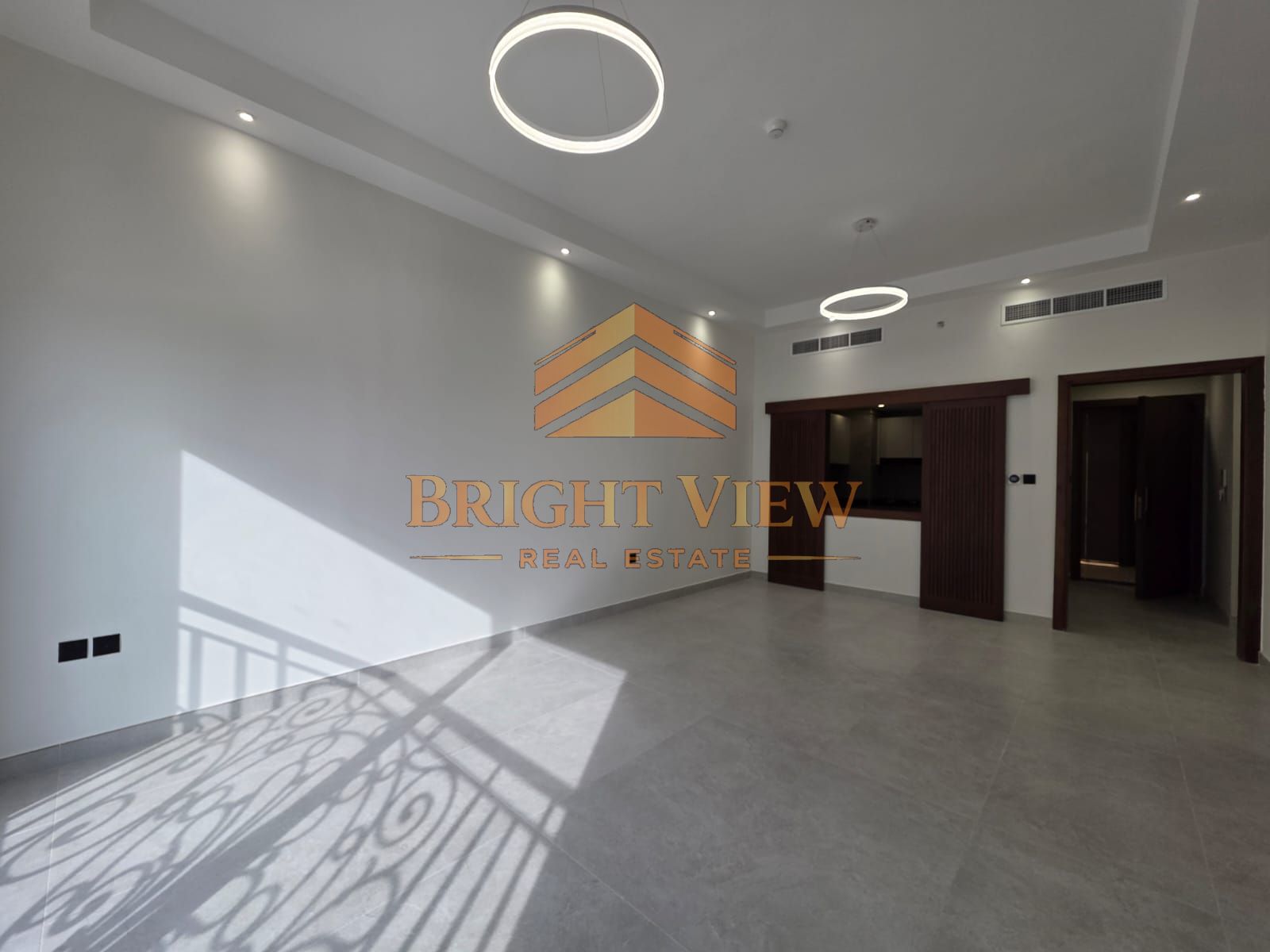 Spacious 2 bedrooms | Ready to move | near to metro