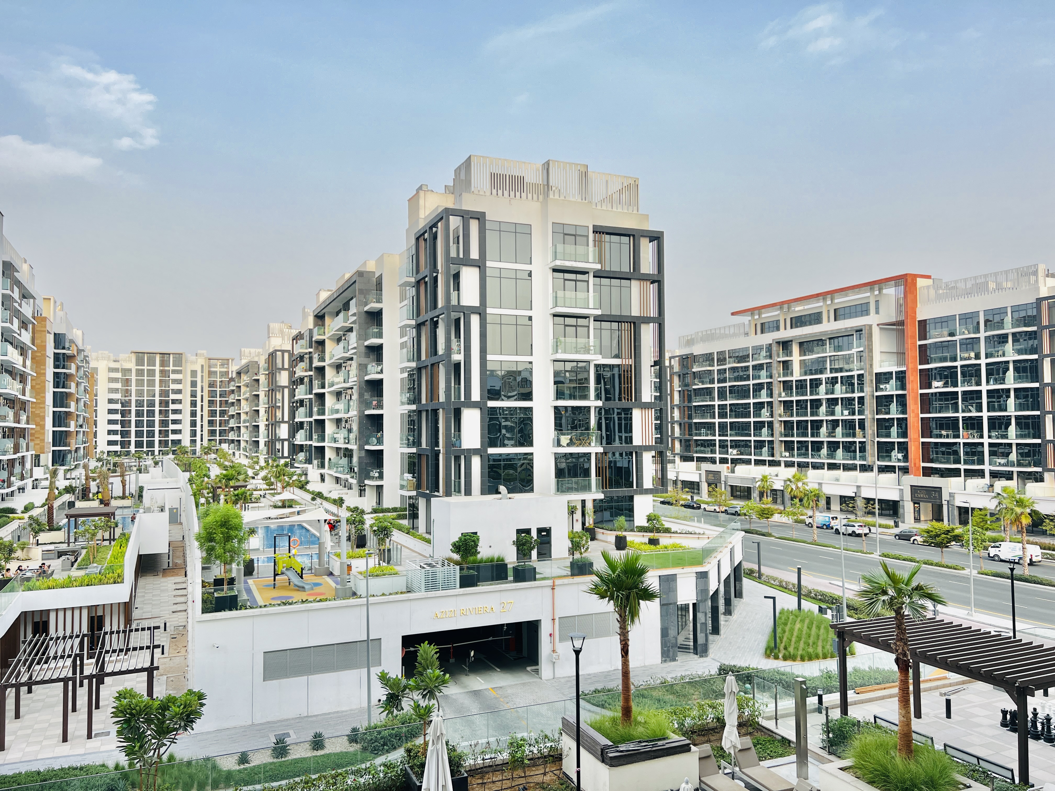 Chiller Free AC // Spacious 1-bhk Just 80k Rent 4 Cheques & Kitchen Appliances