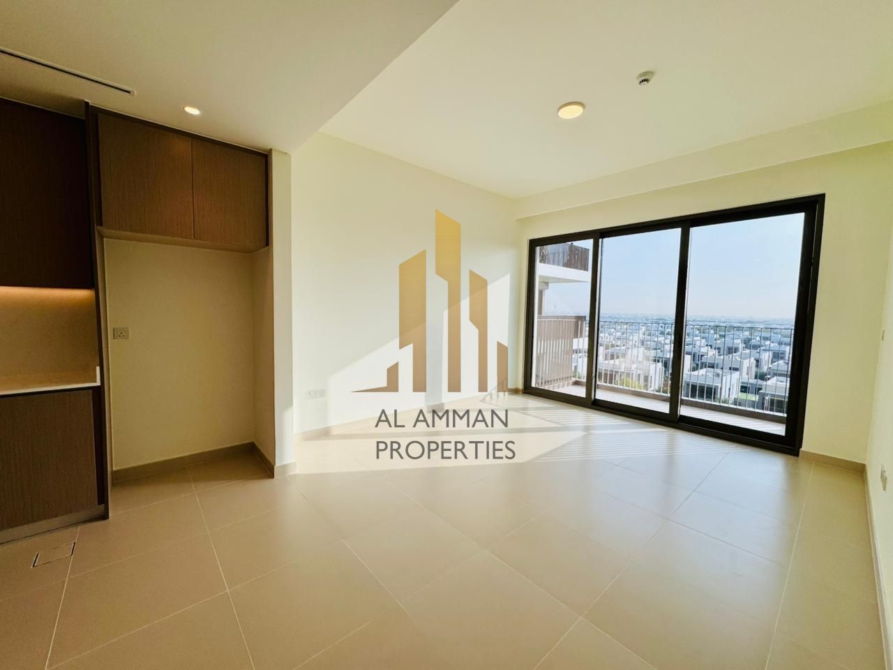 Brand New 2 Bedroom Middle Floor Prime Location