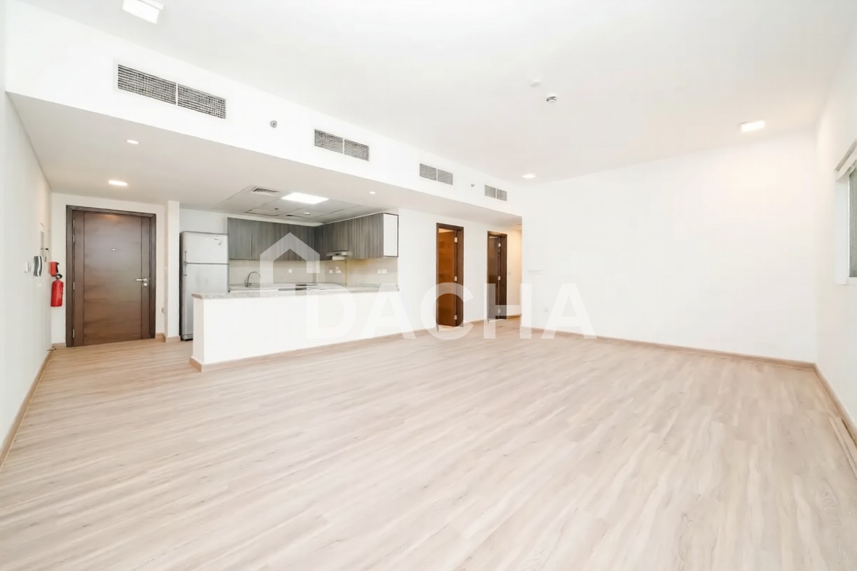 Near Metro | Modern I Bright and Spacious