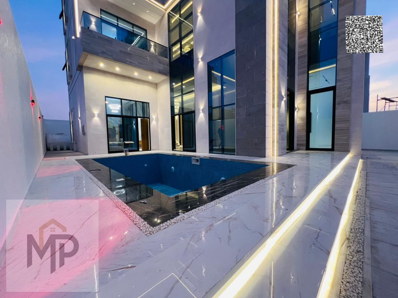 Villa (corner): 7 rooms, a living room, 3 halls, a swimming pool, and an elevator Freehold| The price includes registration fees, water, electricity,
