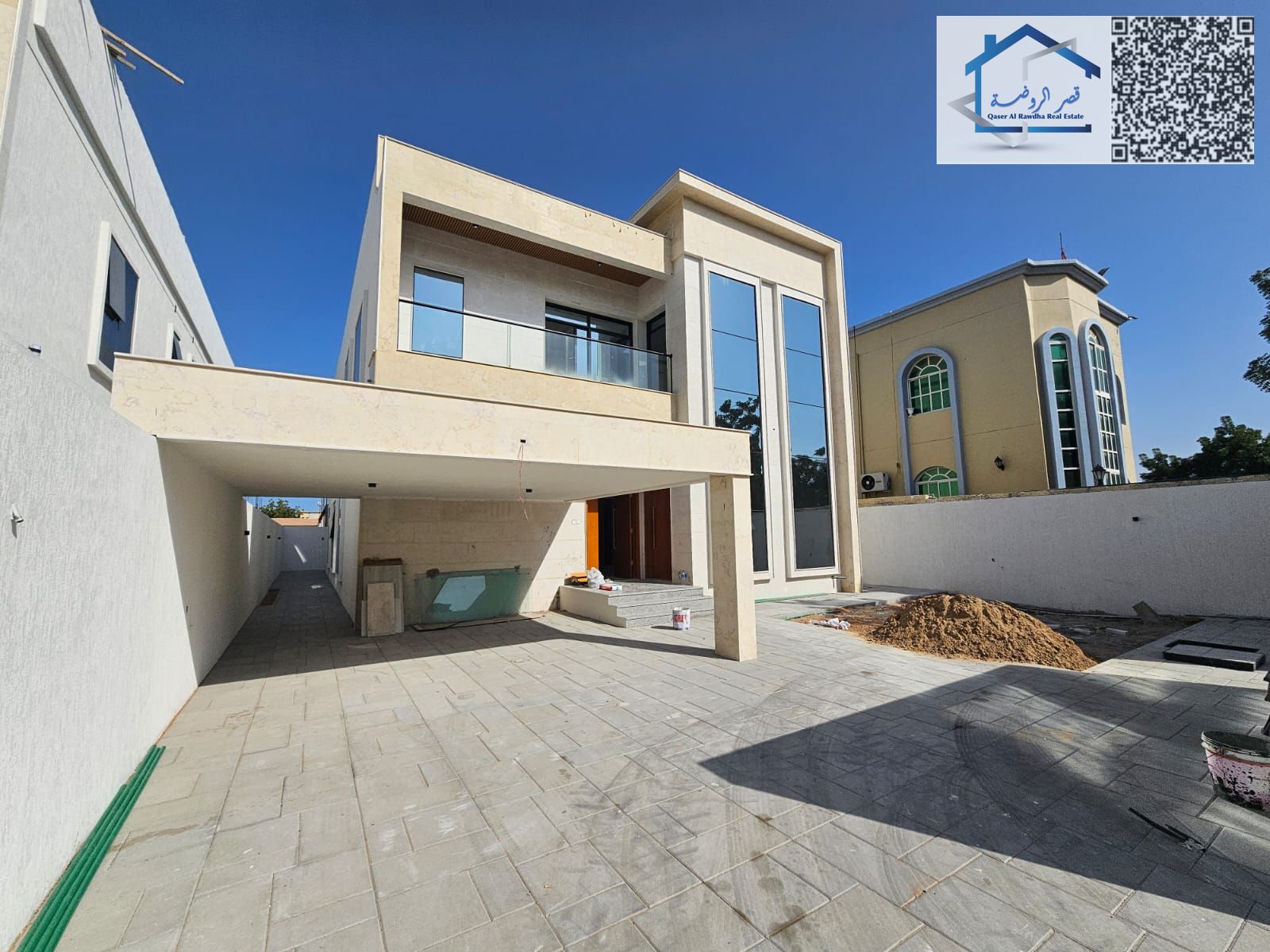 Villa for sale on a 5000 sq ft plot, close to all services, freehold ownership for all nationalities.