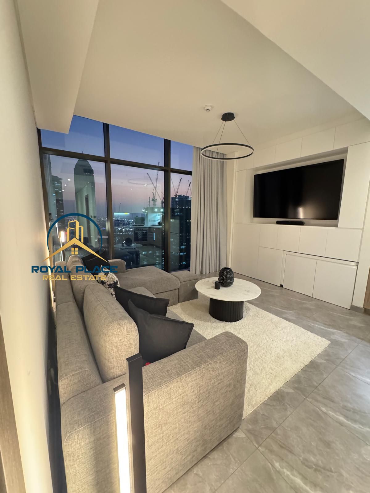 Designer-Furnished | High Floor | Downtown View