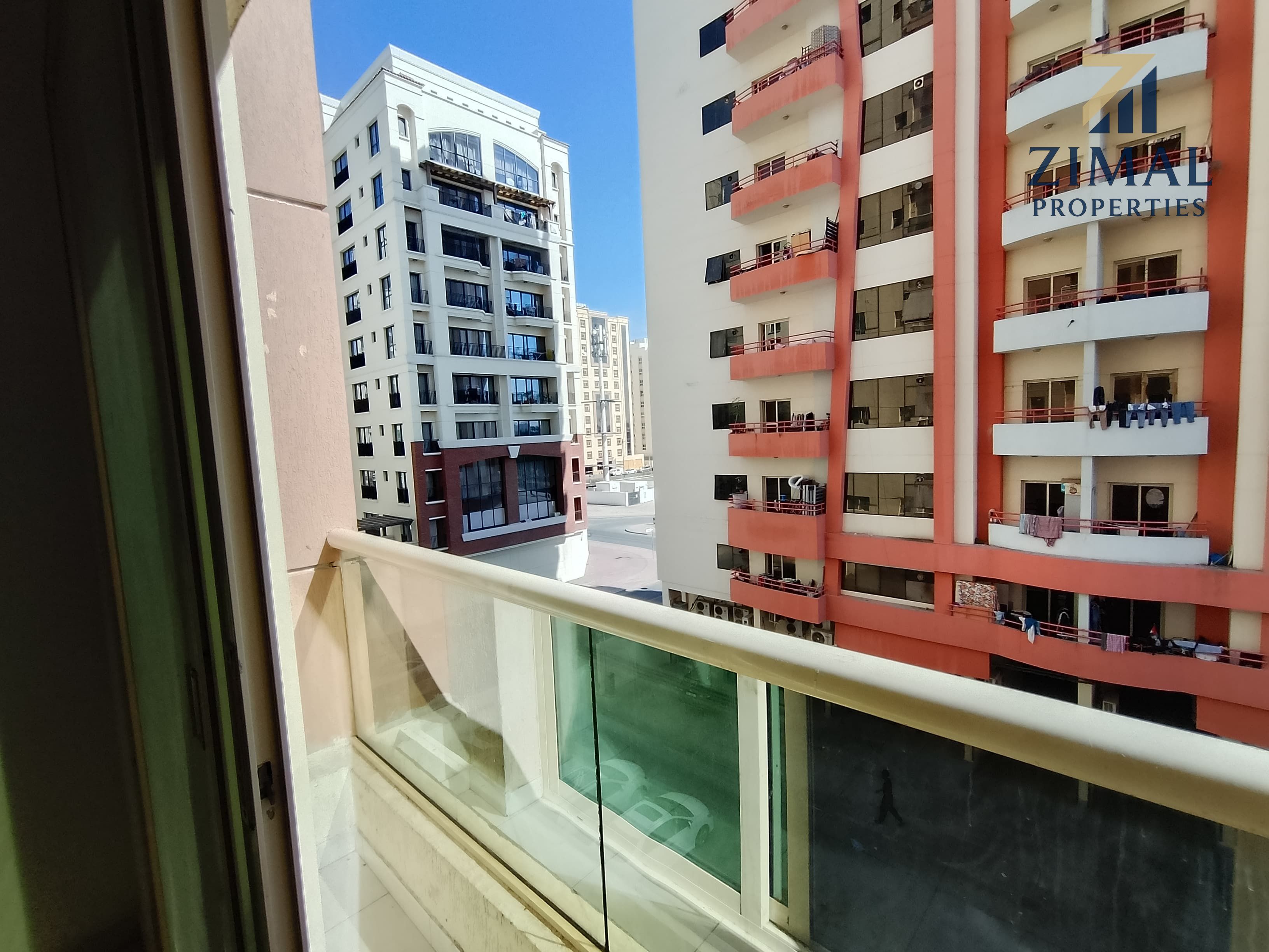 Available 1bhk with balcony in affordable price at a premium location in nahda 2