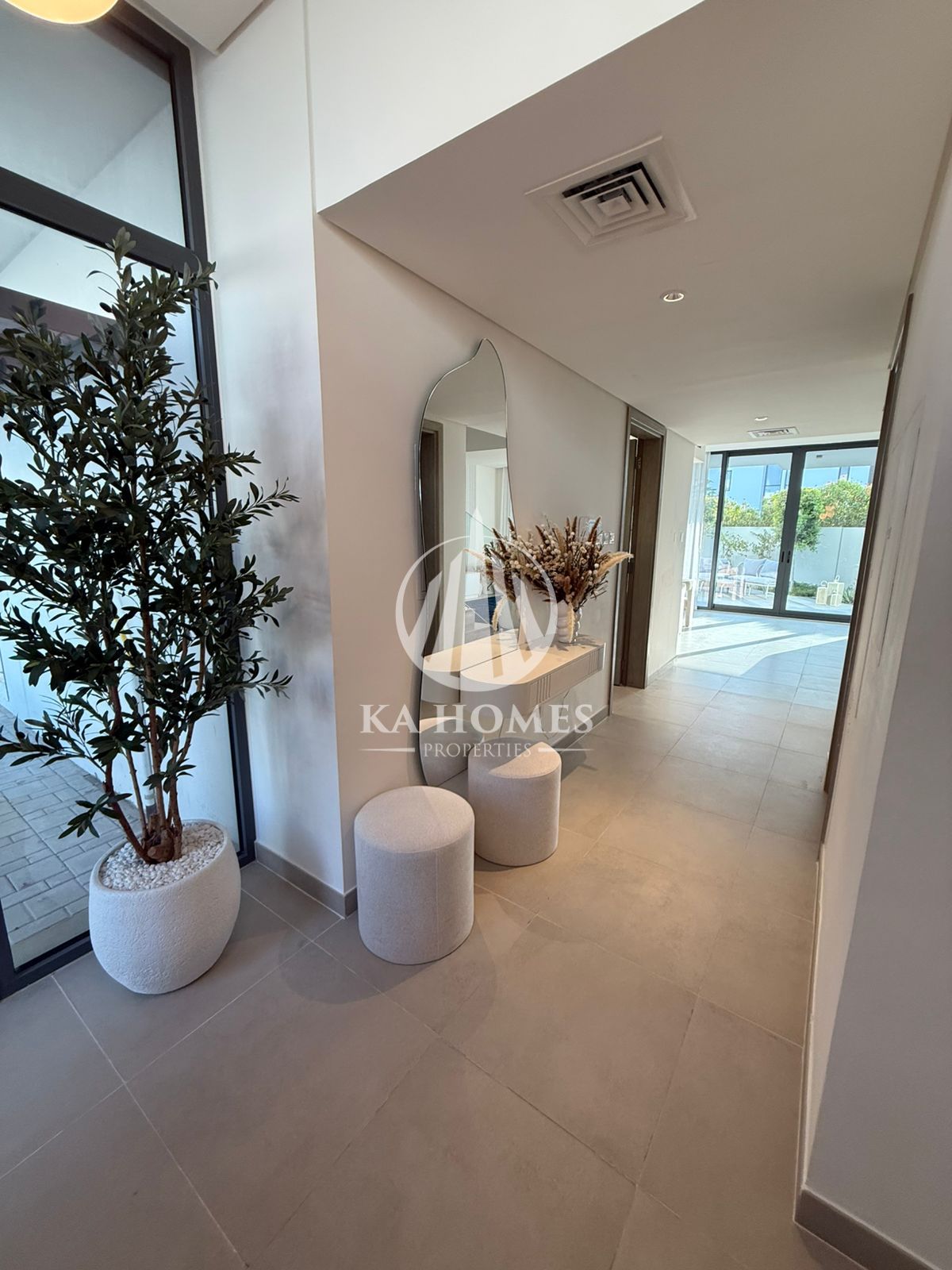 Ready-to-move-in 5-bedroom villa | Modern finishes | Freehold | 4-year payment plan after handover |