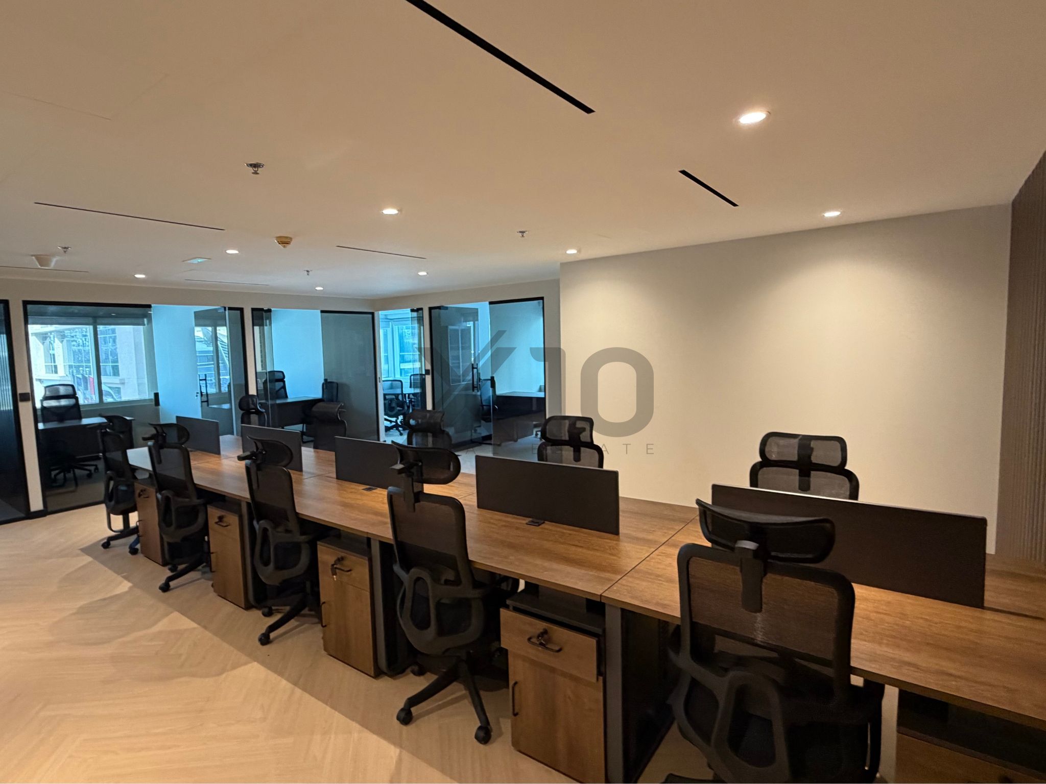 Cooperate Office I Prime Location I Furnished