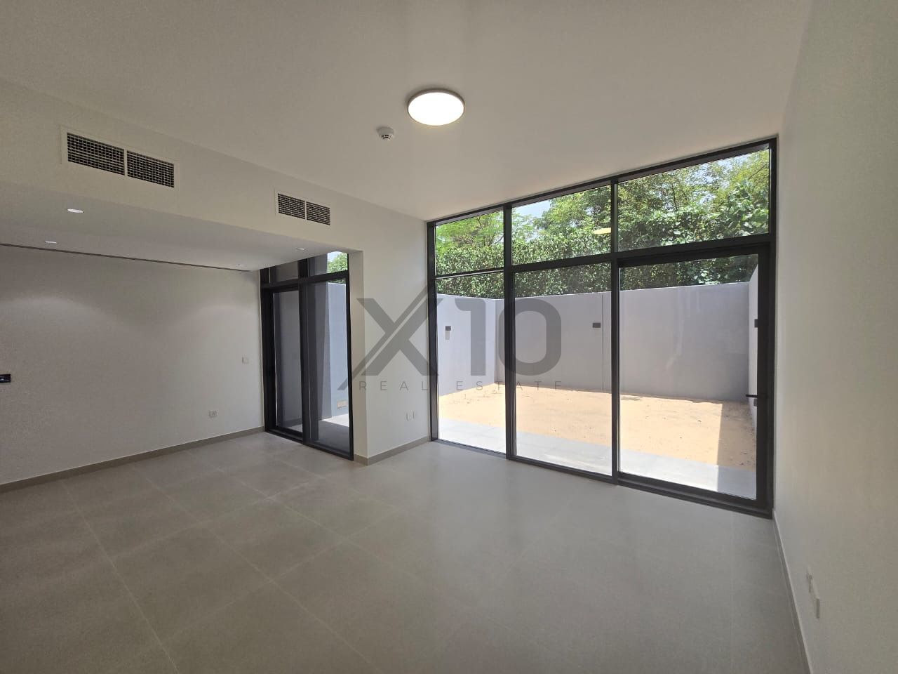2BR + Maid | Single Row | Freehold | Vacant & Ready